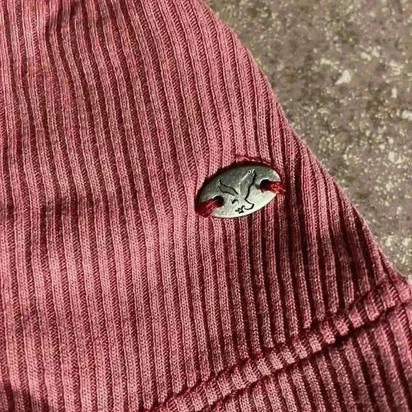 American Eagle Soft & Sexy Women’s Small Ribbed Short Sleeve Tee with Open Back - Picture 7 of 7